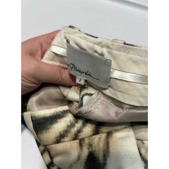 3.1 Phillip Lim Olive Green & Cream Woodgrain Printed Cropped Chino Pant - Picture 6 of 8